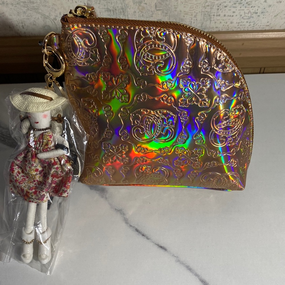 Pouch